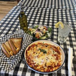 Mama Rita’s Restaurant and Pub