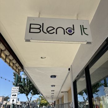Blend it - Outdoor sign - Coffee & Tea Near Me - Hayward, California