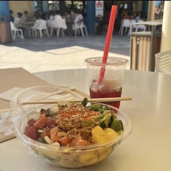 Maui Poke - Maui Signature poke, Rose Tea with Lemon - Poke Near Me - Lahaina, Hawaii Maui Poke - Maui Signature poke, Rose Tea with Lemon - Poke Near Me - Lahaina, Hawaii