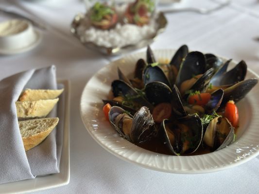The Sea by Alexander's Steakhouse by null