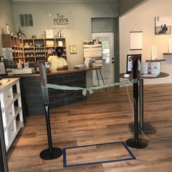 Fleur Botanicals - We are doing our best to keep you safe by practicing 6ft. safe distancing and wearing facemasks!