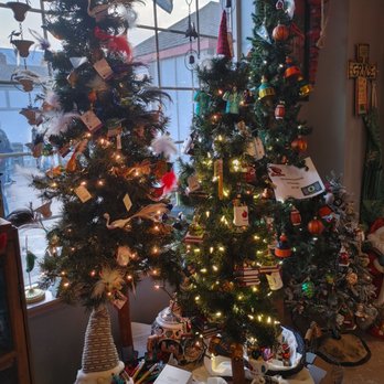 Angel Mountain Christmas - Holiday Decorations Near Me - Mount Angel, Oregon