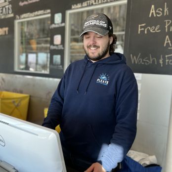 PLEATS Cleaners - Friendly service! - Dry Cleaning Near Me - Des Peres, Missouri PLEATS Cleaners - Friendly service! - Dry Cleaning Near Me - Des Peres, Missouri