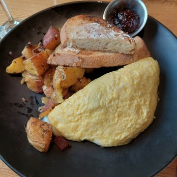 Cafe Bernardo - Avocado and Bacon Omelette - Burgers Near Me - Sacramento, California