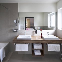 Hotel-Restaurant Brunnenhof Claudia Amrhein e.K. - Guest room bath