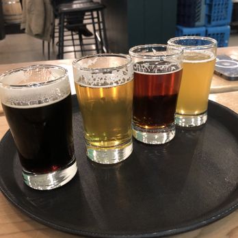 Milwaukee Burger Company - Beer flight - Burgers Near Me - Hudson, Wisconsin Milwaukee Burger Company - Beer flight - Burgers Near Me - Hudson, Wisconsin