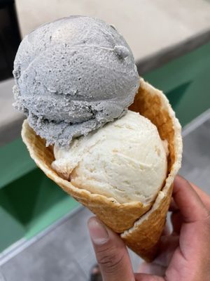 Sweet Scoops Homemade Ice Cream by null