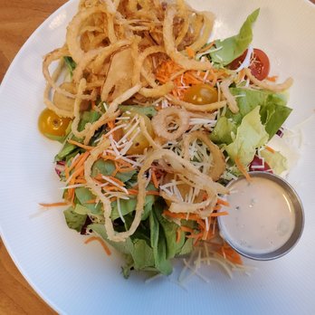 Benchmark Restaurant - House Salad - Steakhouses Near Me - Perrysburg, Ohio