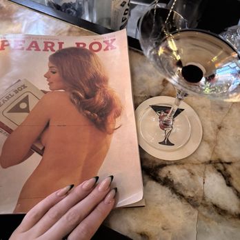 Pearl Box - Tuxedo no 2 - Lounges Near Me - New York, New York Pearl Box - Tuxedo no 2 - Lounges Near Me - New York, New York