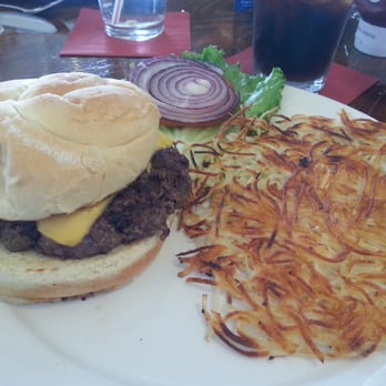 The Barn - Cheeseburger with barn browns - Coffee & Tea Near Me - St. Louis, Missouri The Barn - Cheeseburger with barn browns - Coffee & Tea Near Me - St. Louis, Missouri
