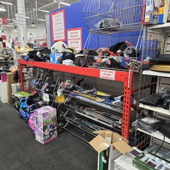Omg Thrift - Women's Clothing Near Me - Casselberry, Florida Omg Thrift - Women's Clothing Near Me - Casselberry, Florida