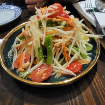 Niyom Thai Kitchen - Papaya Salad - Thai Near Me - Flushing, New York Niyom Thai Kitchen - Papaya Salad - Thai Near Me - Flushing, New York