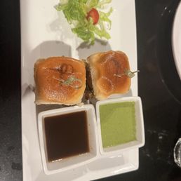 Bombay Sliders