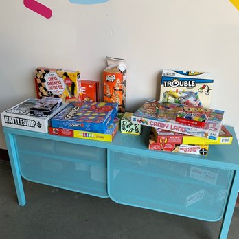 Howdy Homemade Ice Cream - Game área - Ice Cream & Frozen Yogurt Near Me - El Paso, Texas Howdy Homemade Ice Cream - Game área - Ice Cream & Frozen Yogurt Near Me - El Paso, Texas