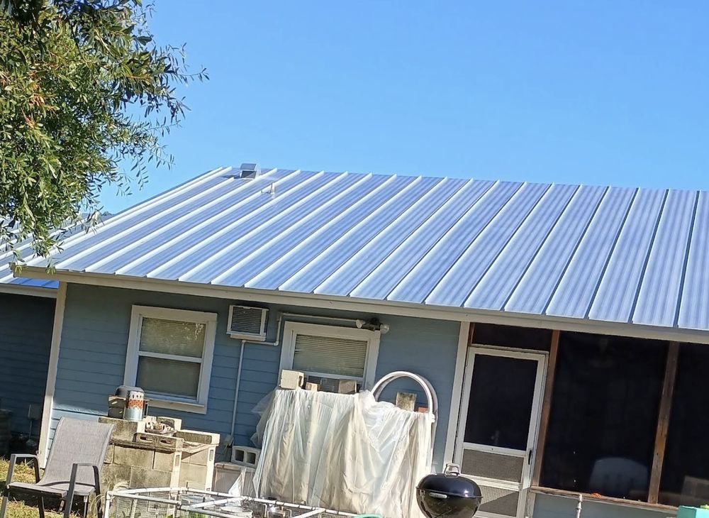 Slide of Kaiser Roofing