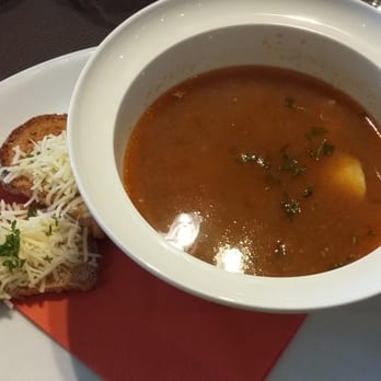 Tijdok - Verse vissoep met toast-rouille-gemalen kaas (seizoensmenu augustus 2015) - Seafood Near Me - Zeebrugge, VWV