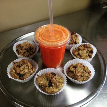 Hummingbird Cracker Co. - muffins and a smoothie - Bakeries Near Me - Nashville, Tennessee
