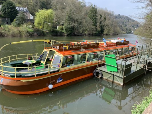 The Saracens Head Inn by null