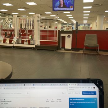 ALM Kia South - Working from the dealership. Needed an oil change. - Car Dealers Near Me - Union City, Georgia