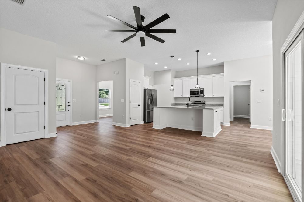 Slide of Bo & Rose Homes