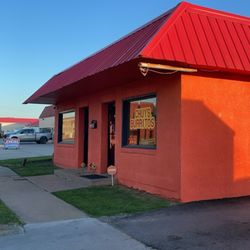 Chuys Burritos - Outside