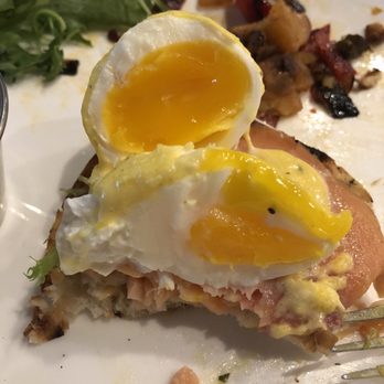 Avenue Restobar - Eggs Benedict Brunch, not runny but still good - Breakfast & Brunch Near Me - Astoria, New York