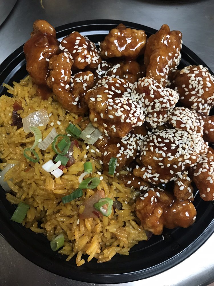 SHING WONG KITCHEN 11 Photos & 10 Reviews Chinese 182 C Maple Ave