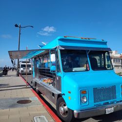 VICTORY SHAWARMA truck