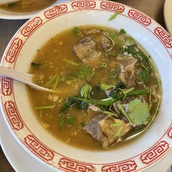 Zippy's Vineyard - Oxtail soup - Diners Near Me - Honolulu, Hawaii Zippy's Vineyard - Oxtail soup - Diners Near Me - Honolulu, Hawaii