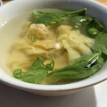 Super Dumpling - Chicken Wonton Soup - Chinese Near Me - Culver City, California Super Dumpling - Chicken Wonton Soup - Chinese Near Me - Culver City, California