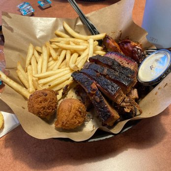 Q Barbeque - 3 Meat Platter- brisket, burnt ends, wings - Barbeque Near Me - Glen Allen, Virginia