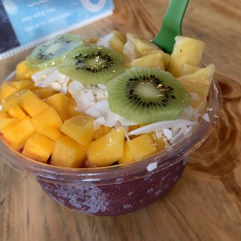 Playa Bowls - Half açaí and half pitaya - Acai Bowls Near Me - Princeton, New Jersey Playa Bowls - Half açaí and half pitaya - Acai Bowls Near Me - Princeton, New Jersey
