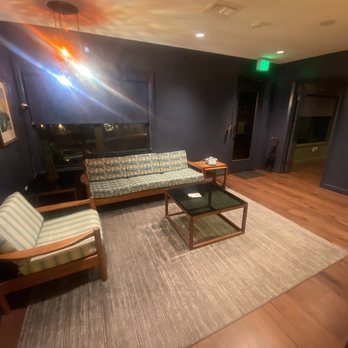 The Ruby Hotel & Bar - Hotels Near Me - Round Rock, Texas The Ruby Hotel & Bar - Hotels Near Me - Round Rock, Texas