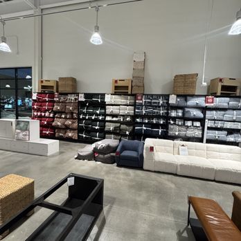 Pottery Barn - Outlet Stores Near Me - Antioch, Tennessee Pottery Barn - Outlet Stores Near Me - Antioch, Tennessee