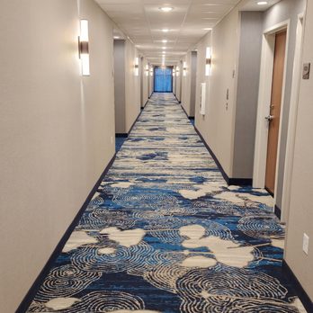 Fairfield by Marriott Inn & Suites Virginia Beach Town Center - Fairfield inn & suites by Marriott Town center 4th floor hallway - Hotels Near Me - Virginia Beach, Virginia
