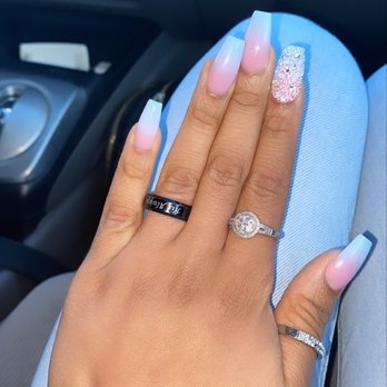 Fine Touch Nails - Nails - Nail Salons Near Me - Belleville, New Jersey