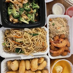 Left: Chicken Broccoli, Vegetable Lo Mein, Sweet & Sour Chicken Right: Fried Rice & Fried Breaded Shrimp, wonton soup small.