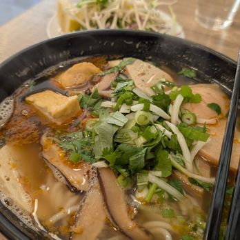 Hue Restaurant - Spicy vegetarian noodle soup - Vietnamese Near Me - San Jose, California Hue Restaurant - Spicy vegetarian noodle soup - Vietnamese Near Me - San Jose, California