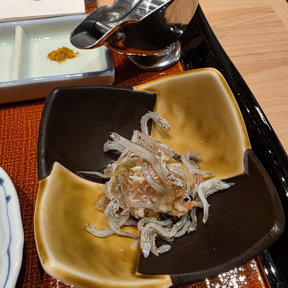 Tempura Ichika - Amuse bouche - crab tempura with iriko - Japanese Near Me - Honolulu, Hawaii