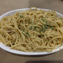 Garlic Noodles ($7.00)