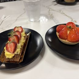 Eclairs