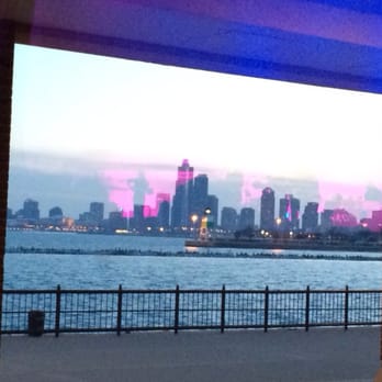 Navy Pier - Landmarks & Historical Buildings Near Me - Chicago, Illinois