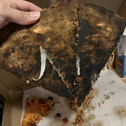 Joe's Brooklyn Pizza - Burnt pizza.