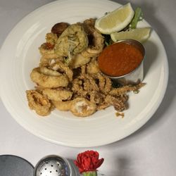 Red Stripe - Fresh Classic Calamari