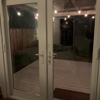 ClearView Retractable Screens - French doors when screen is retracted - Shades & Blinds Near Me - Gilroy, California ClearView Retractable Screens - French doors when screen is retracted - Shades & Blinds Near Me - Gilroy, California