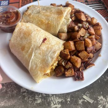 The Pinon Cafe - Pinon burrito - Cafes Near Me - Payson, Arizona