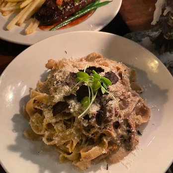 Maison Selby - Mushroom tagliatelle - French Near Me - Toronto, Ontario Maison Selby - Mushroom tagliatelle - French Near Me - Toronto, Ontario