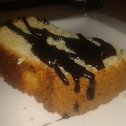 Cafe Europa - Bizcocho con salsa de chocolate