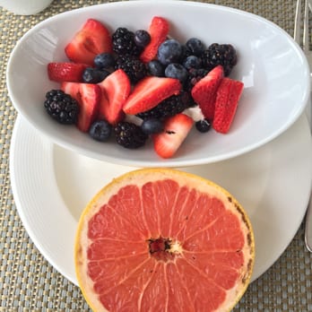 The Nantucket Hotel - Breakfast - Hotels Near Me - Nantucket, Massachusetts