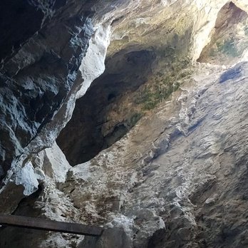 Lewis & Clark Caverns - The first room, looking up to where the original access point was discovered. - Hiking Near Me - Whitehall, Montana